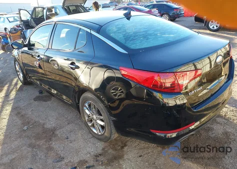2013 Kia Optima Lx z USA, uszkodzony, nr VIN 5XXGM4A75DG200561